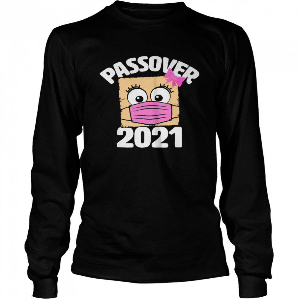 Passover Girl Matzo Face Wearing Mask Seder 2021  Long Sleeved T-shirt